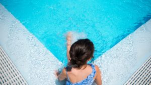 Juillet à deux pas de la plage dans un hôtel avec piscine
