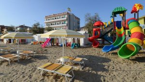 A luglio scegli l'Hotel Rex direttamente sulla spiaggia