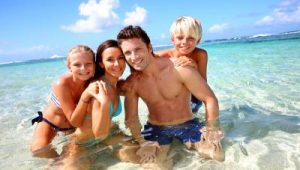 LUGLIO :   LA FAMIGLIA IN VACANZA