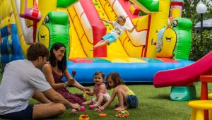 BIMBO GRATIS a fine maggio porta la tua famiglia a Riccione... conviene!