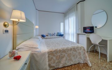 Dreibettzimmer Vista Mare