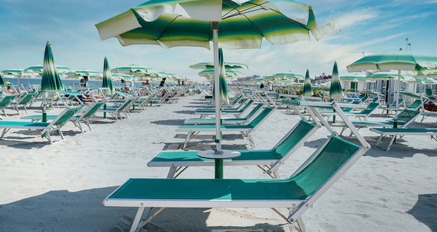 Promozione Agosto fronte mare a Igea Marina