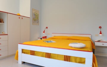 Two-room unit with 3/5 beds