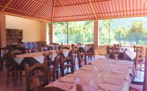 The restaurant near the pool