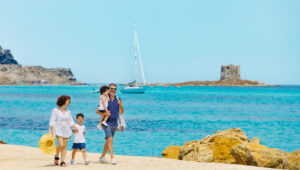 Sardegna con i bambini: soggiorni in 4 e paghi in 3!