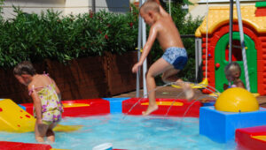 Sconto bimbo in vacanza con mamma o papà