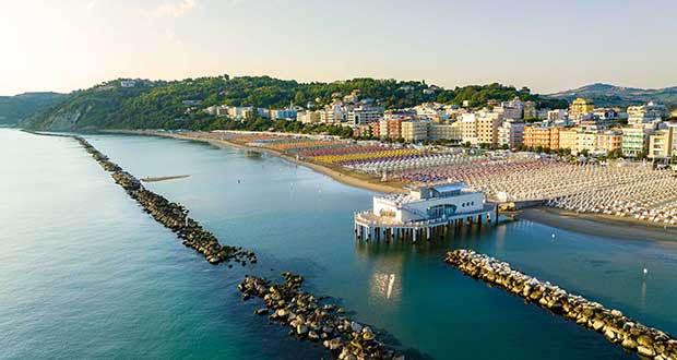 Luglio. Offerta LONG STAY!