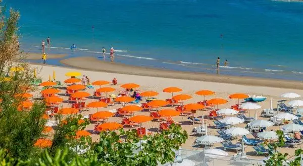 A Luglio....soggiorna e risparmi con la famiglia!!