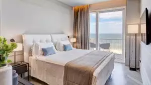 Juillet Tout Compris à l’Hôtel 4 Étoiles en Bord de Mer