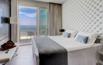 Luxury Experience Room