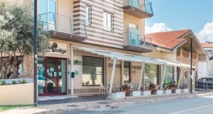 Hotel Prestige