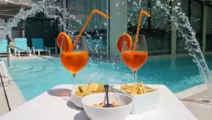 Parco acquatico incluso + piscina