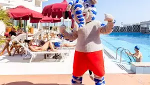 Animazione + piscine + menù bimbi
