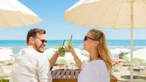 Spiaggia inclusa, relax in piscina, ottima cucina