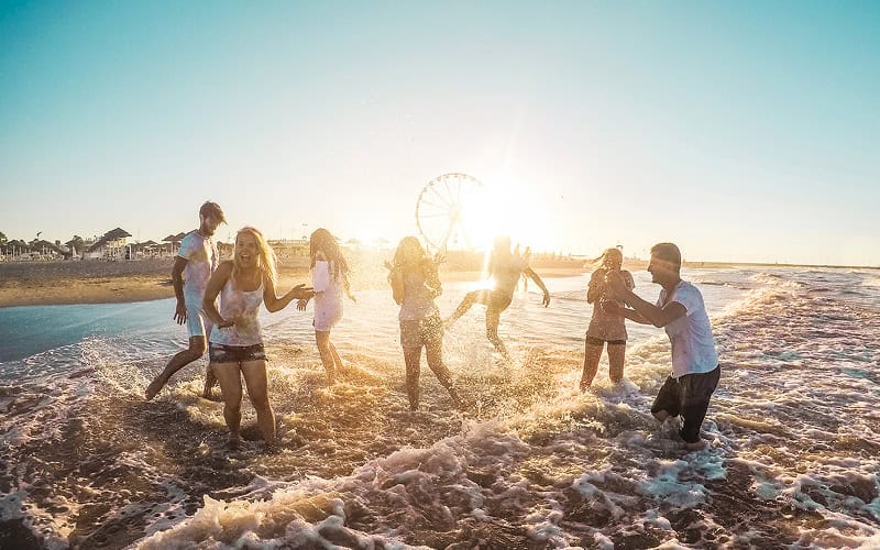 Spiagge di Rimini per giovani