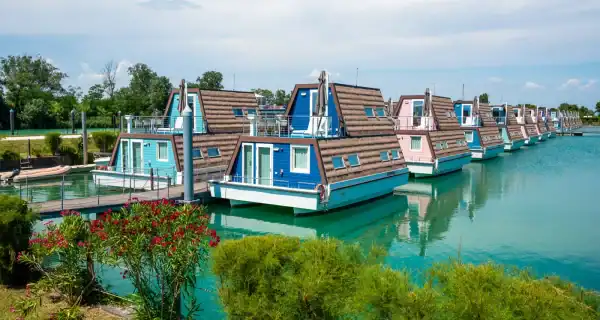 Marina Azzurra Resort