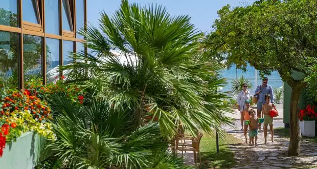 Spiaggia inclusa, piscina e relax tutto incluso!