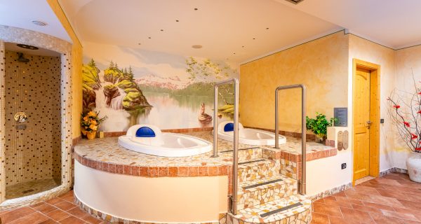 Hotel Job