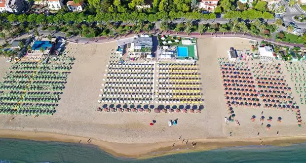 Sconto del 4% entro il 28 febbraio!