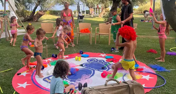 Plan famille de fin juin : pension complète avec plage