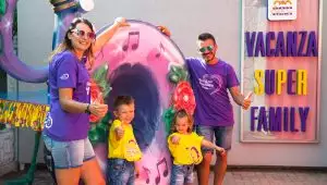 1 night of holiday is free