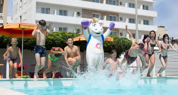 Buche jetzt und spare 15 % bis zum 31. März!