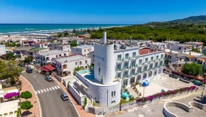 La Tua vacanza Adults Only nel Gargano sul mare nel centro abitato niente macchina solo mare e tranquillità