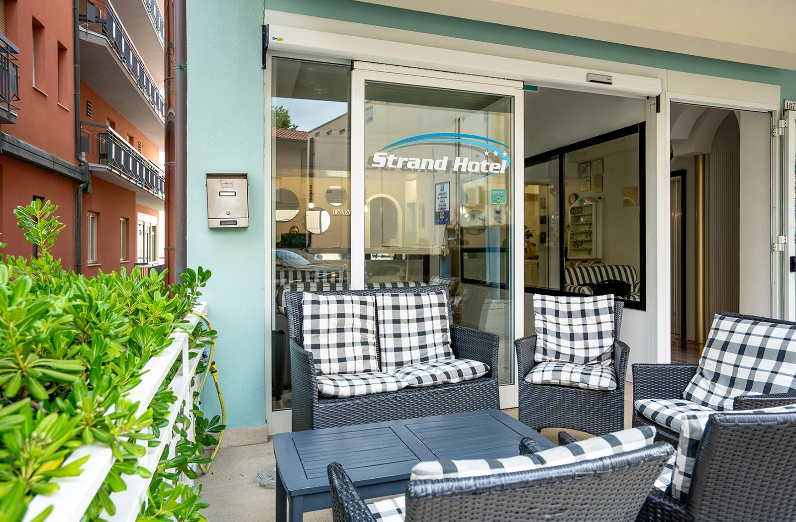 Strand Hotel