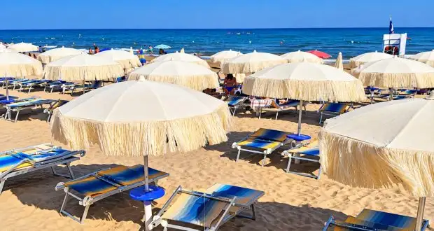 Prenota la vacanza al mare entro dicembre e tanti importantissimi sconti ed offerte vi aspettano!